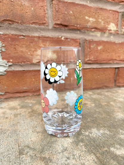 Daisies World - Clear Drinking Glass