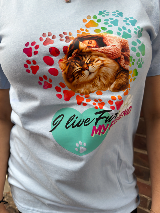 I Live FUR My Friend – Maine Coon Cat T-Shirt